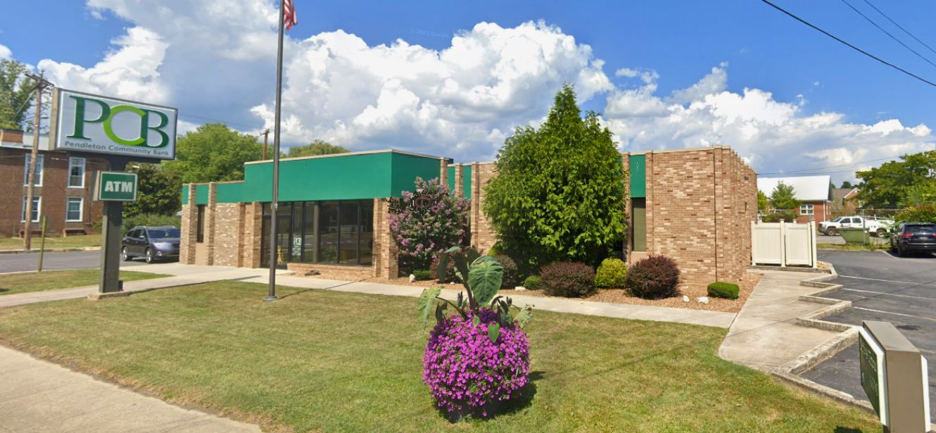 exterior picture of the Petersburg PCB bank. 